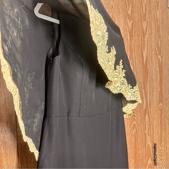 NWT JJ's House Women's Dress Sz 8 Gold and Black Bodycon Scoop Knee-Length Chiff - Picture 2 of 12